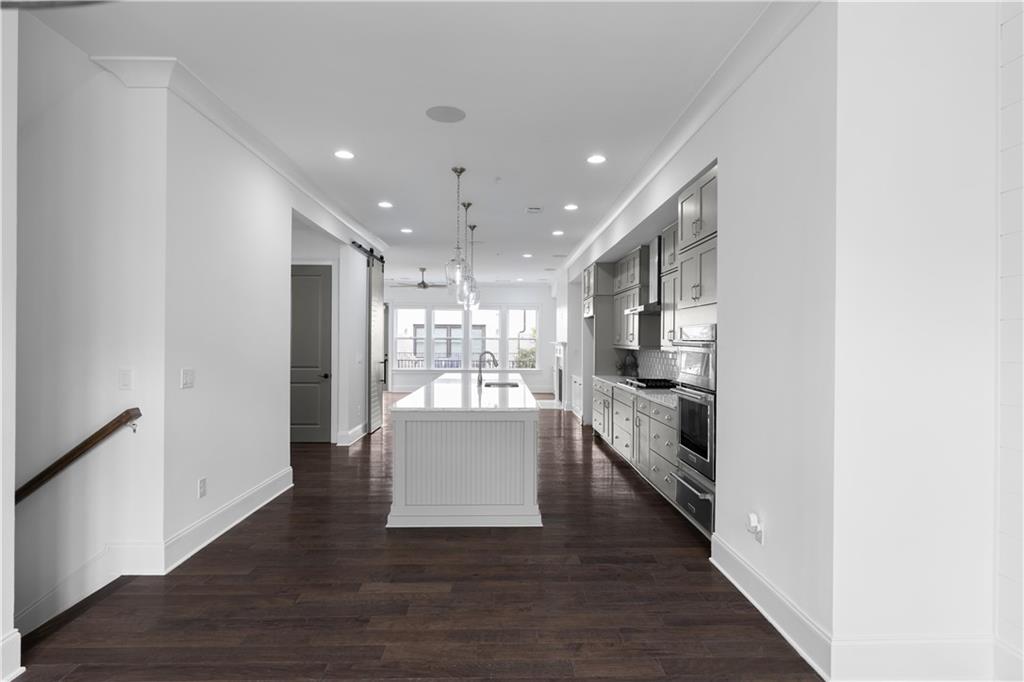 6408 Radiant Trace