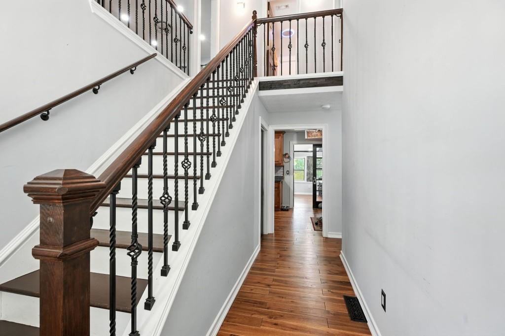 Creekwood Village - Residential