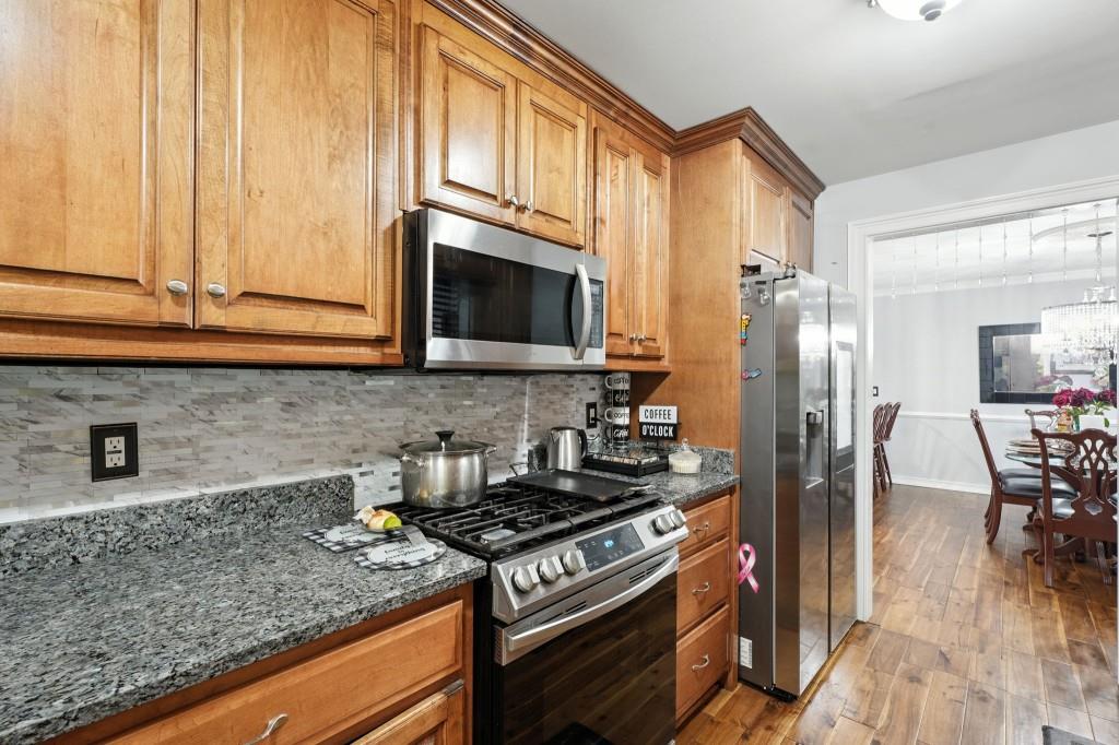 Creekwood Village - Residential