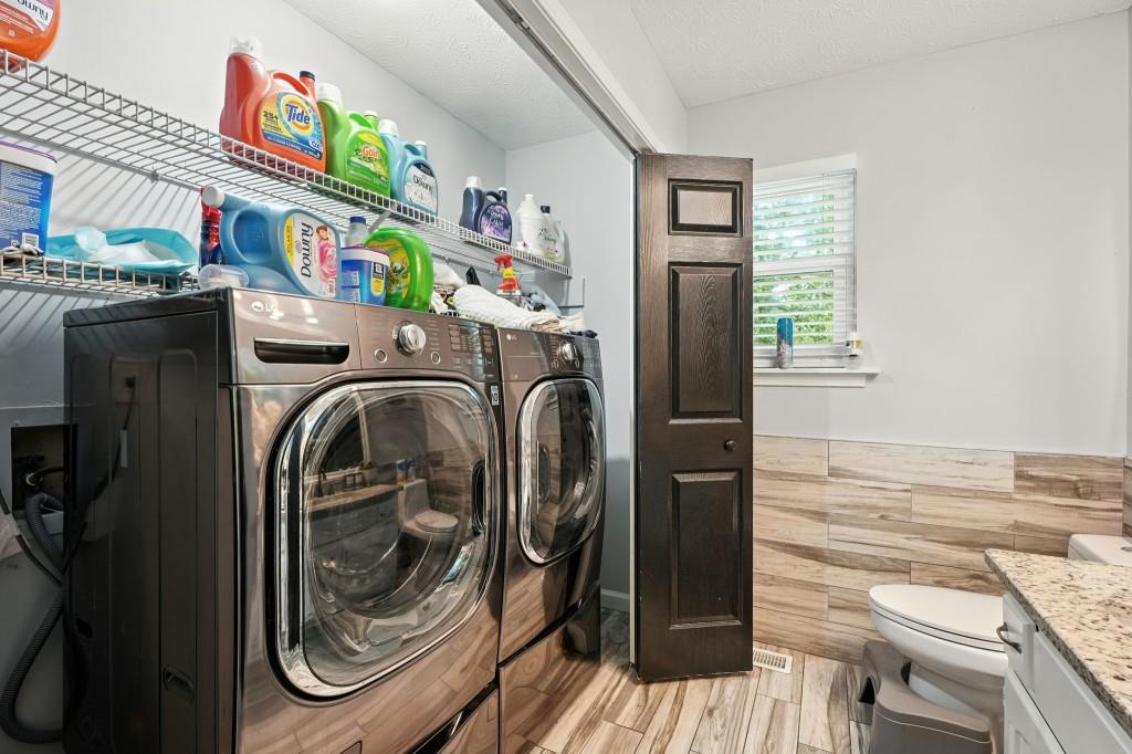 Creekwood Village - Residential