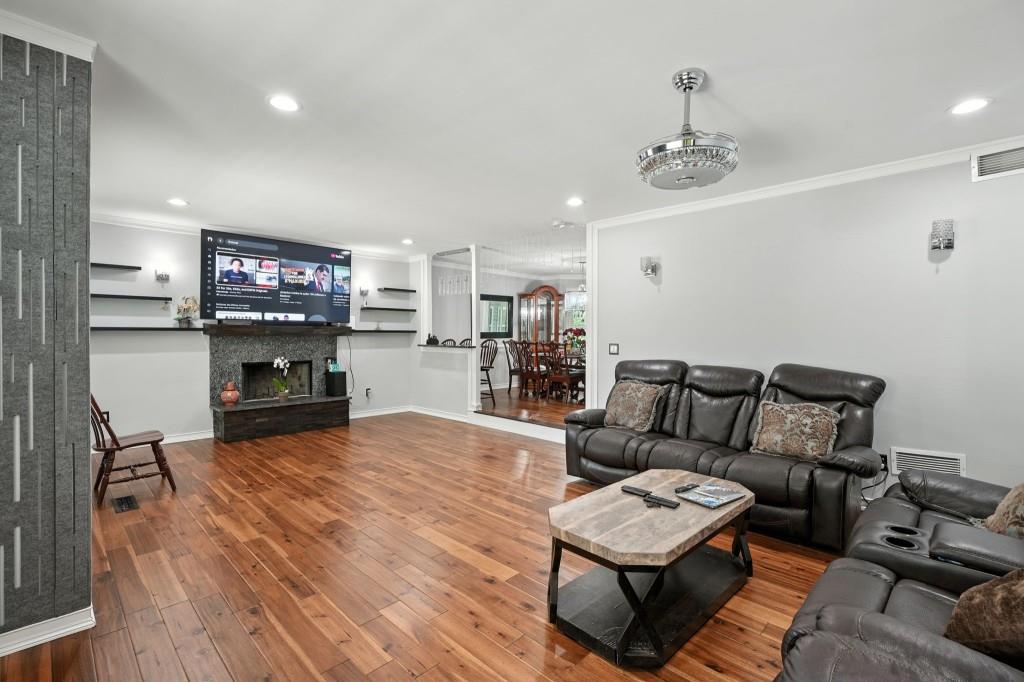 Creekwood Village - Residential