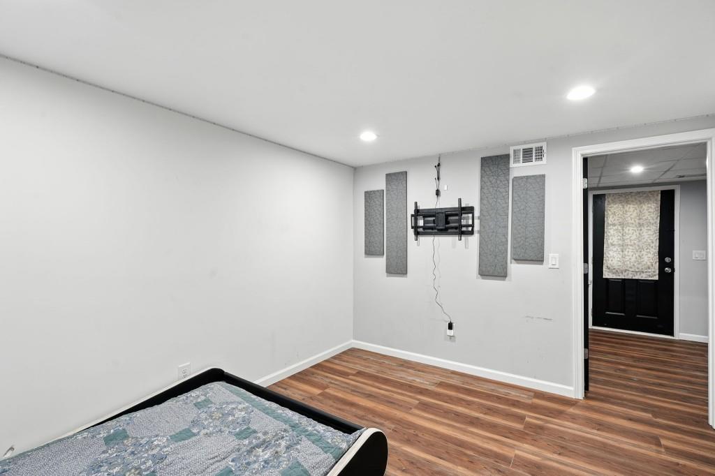 Creekwood Village - Residential