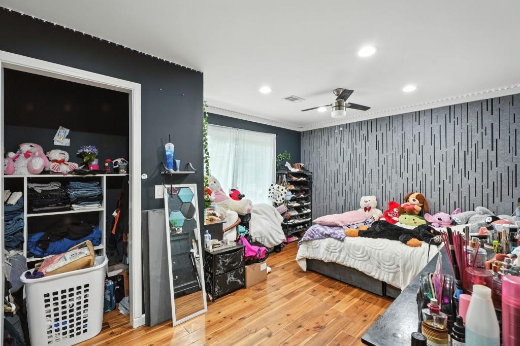 Creekwood Village - Residential