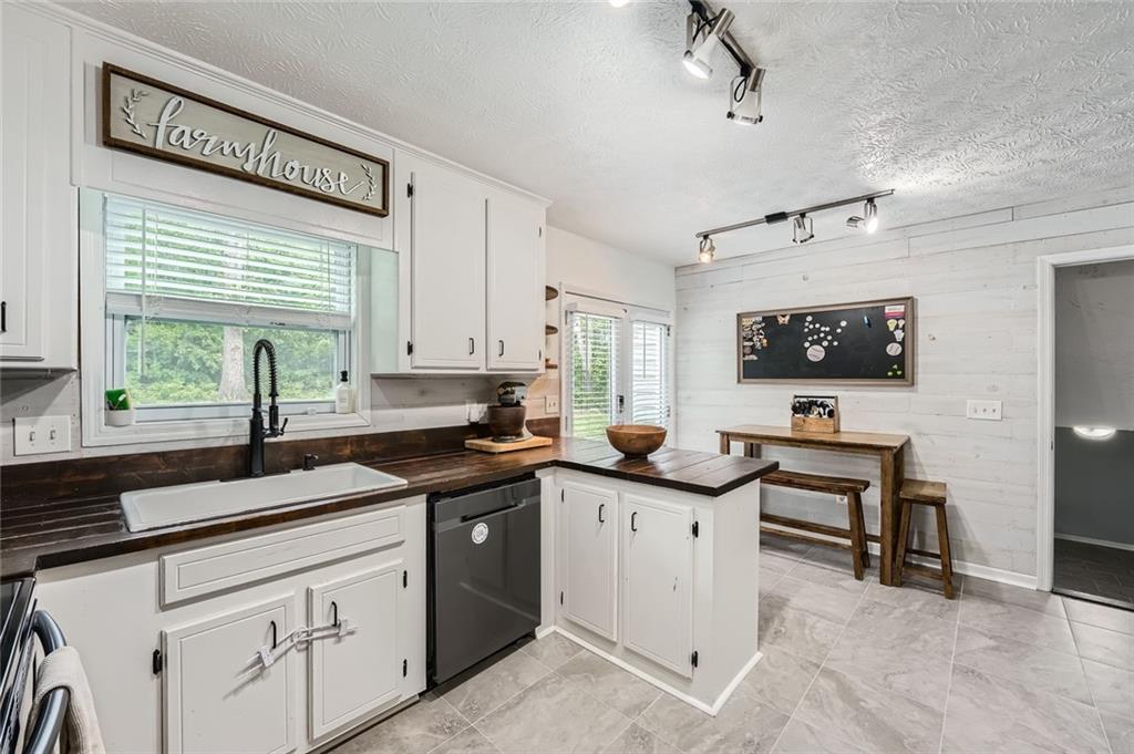 41 Bramblewood Drive, Cartersville, Georgia image 8