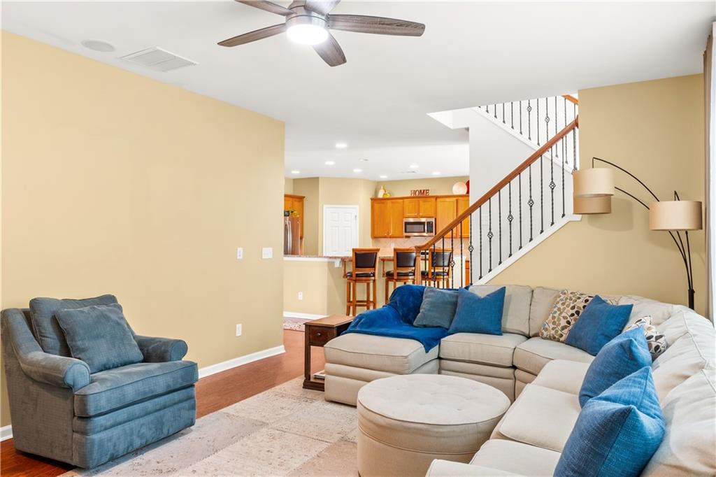 450 Hammersmith Drive, Suwanee, Georgia image 17