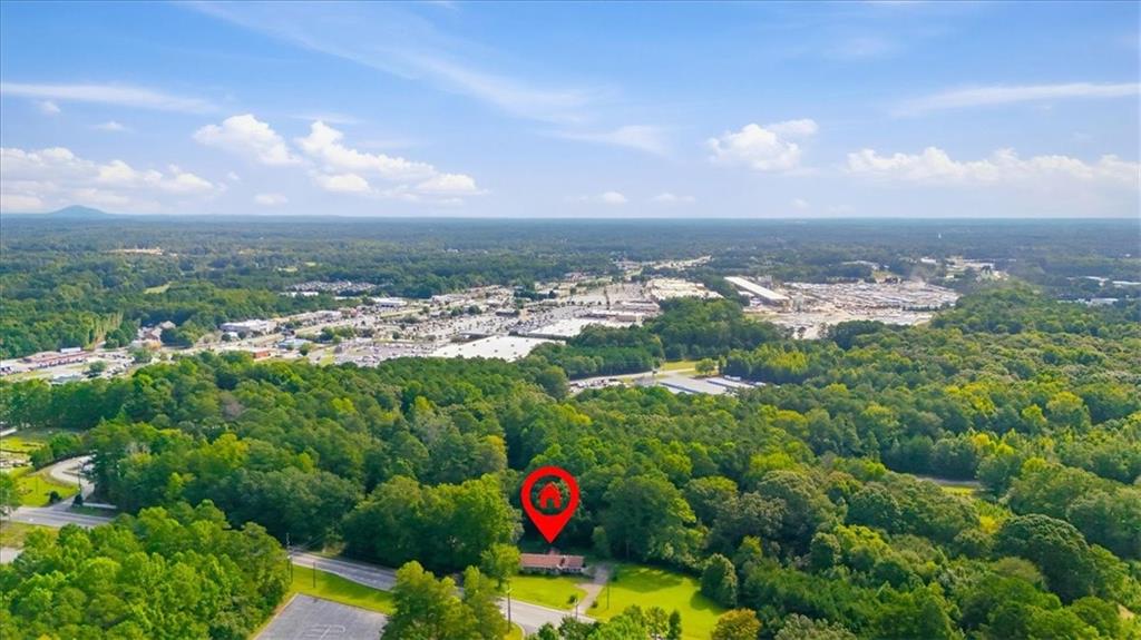 329 Hiram Douglasville Highway