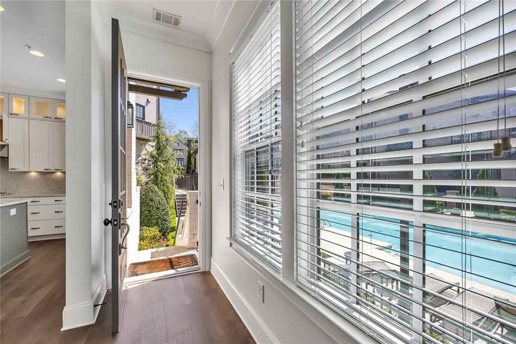 6739 Encore Boulevard, Atlanta, Georgia image 9