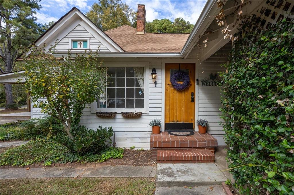 1990 County Line Road NW