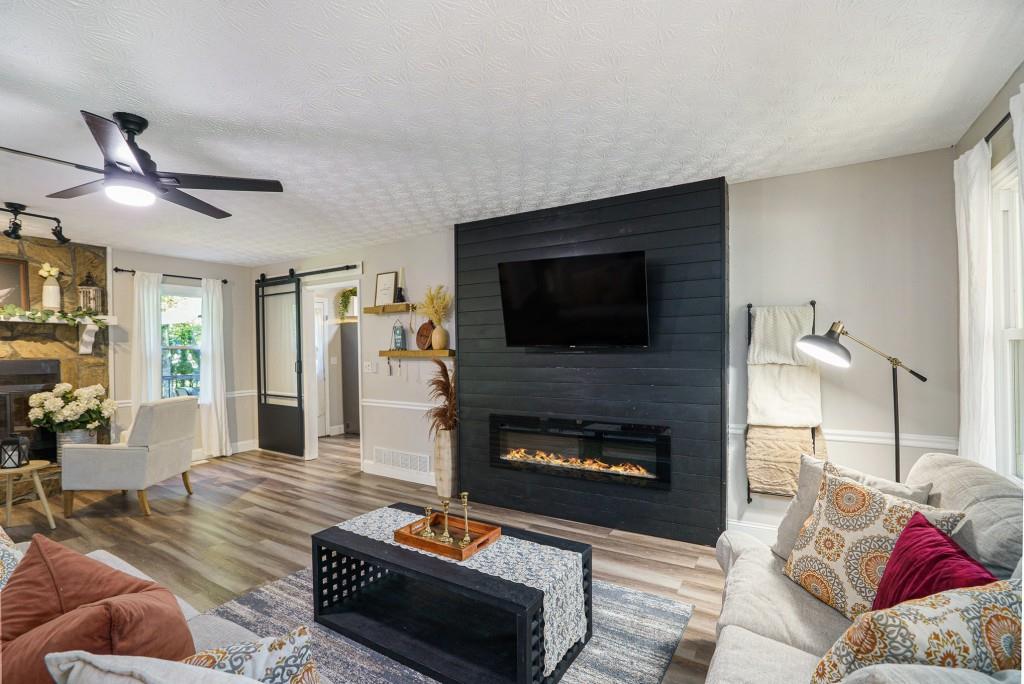 Victoria Downs - Residential