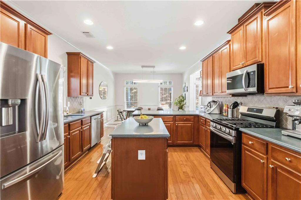 680 Village Crest Drive