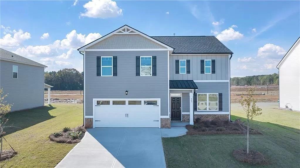 For Rent – 4BR/2.5BA in Preserve at Dove Creek, Statham
Need space and convenience? This well-kept home has 4 bedrooms, 2.5 baths, an open layout, and smart home features that make everyday living easy.
Quiet neighborhood with pool, clubhouse, tennis, pickleball, and playground.
Only 3 miles to Hwy 316 and minutes to Target, Publix, and restaurants. Athens is a quick drive away.
Move-in ready. Clean, spacious, and in a great location.
Home available to view starting August 15th!!