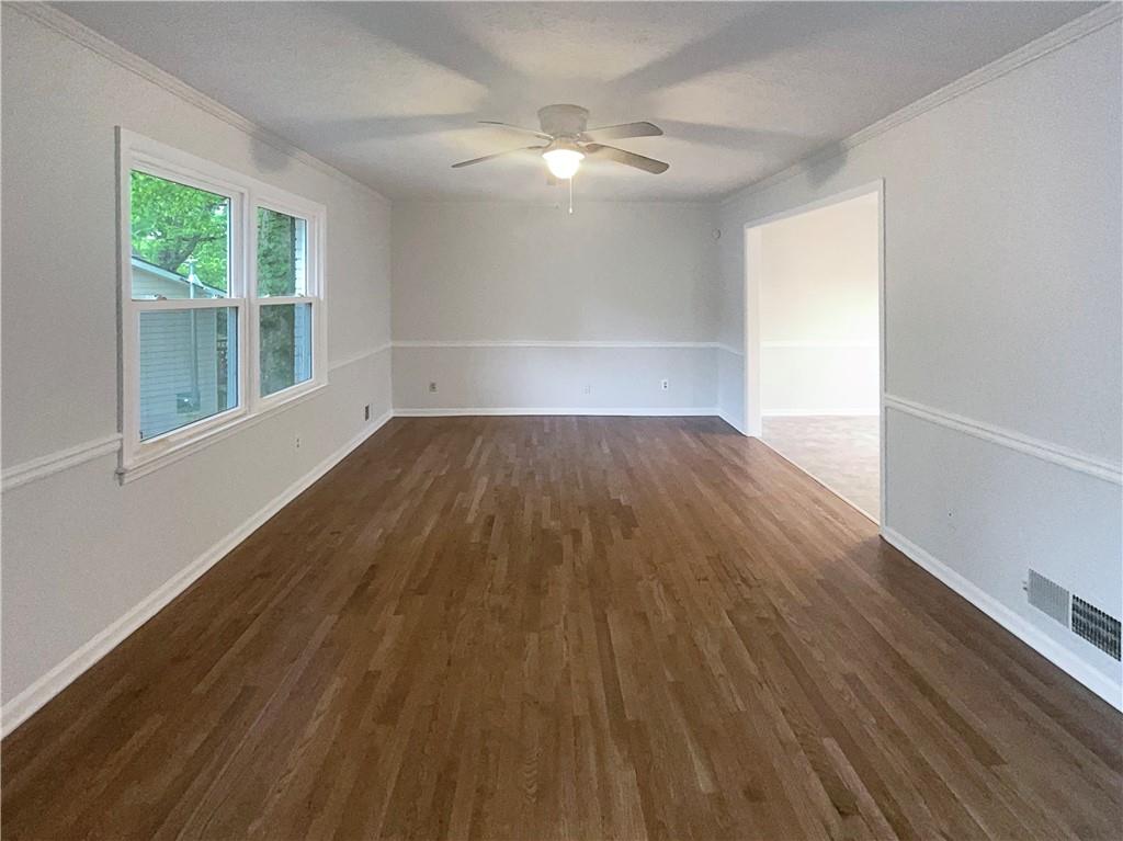 2067 Wellborn Close, Lithonia, Georgia image 4
