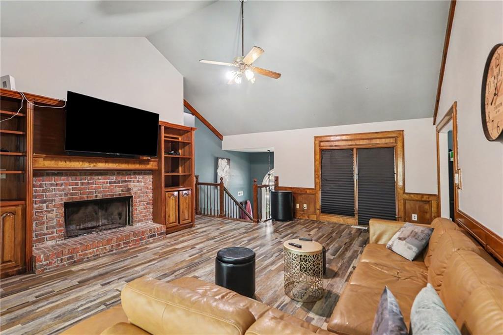 6726 Pin Oak Drive