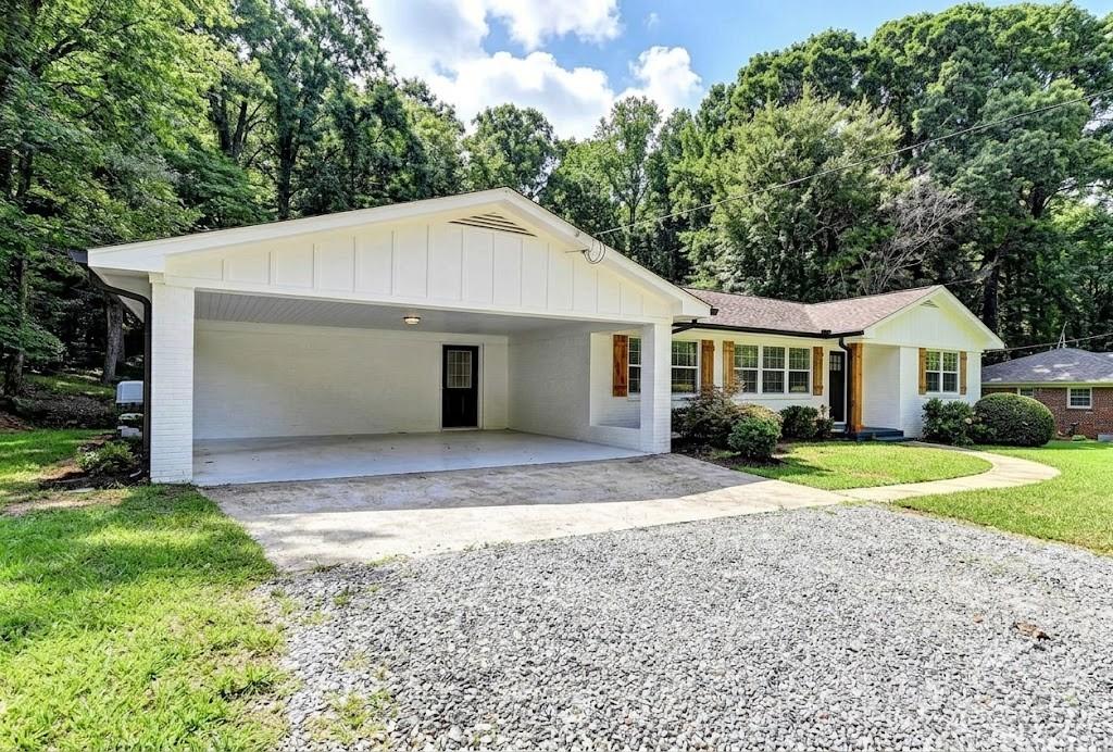 1413 Thomas Road