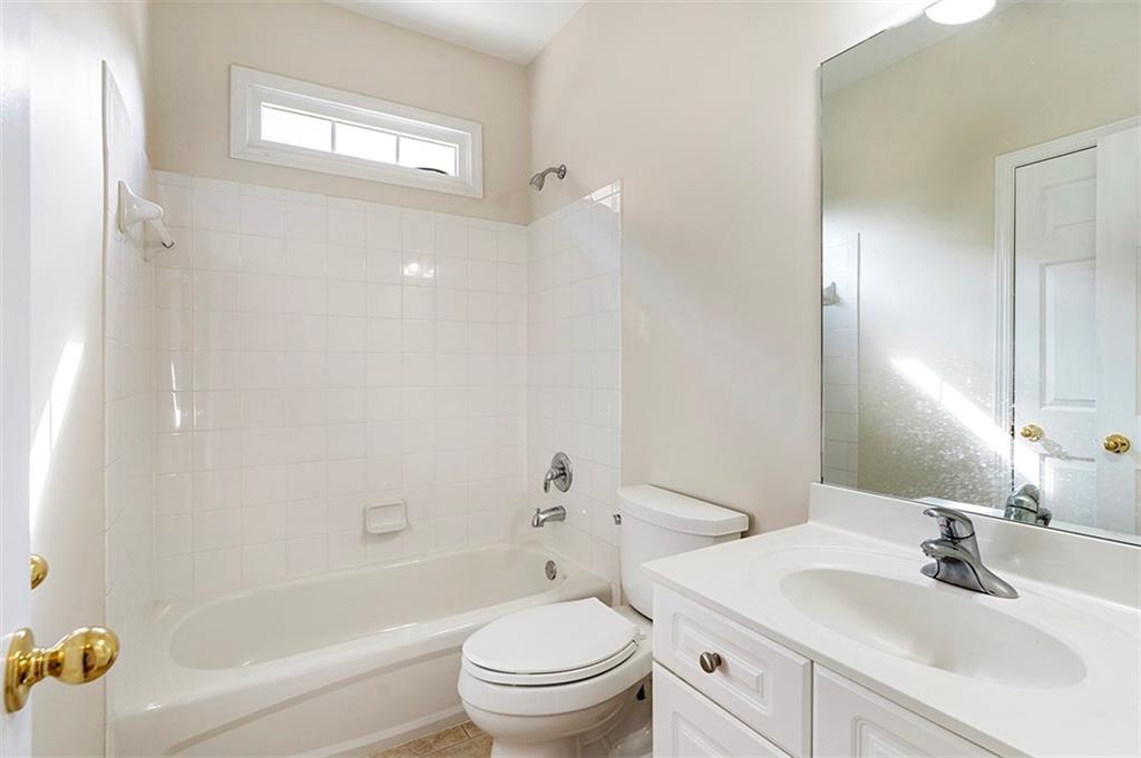 Laurel Cove - Residential Lease