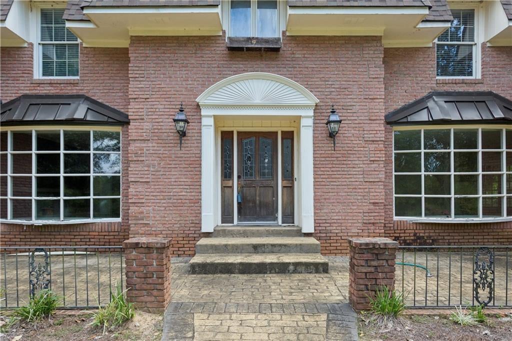 1048 W Macedonia Church Road