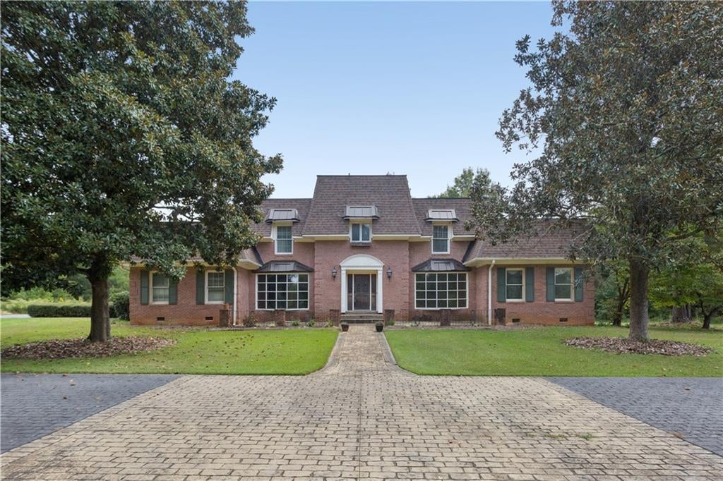 1048 W Macedonia Church Road