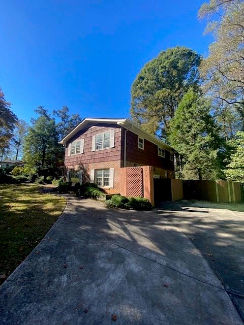 1704 Sterling Trail SW