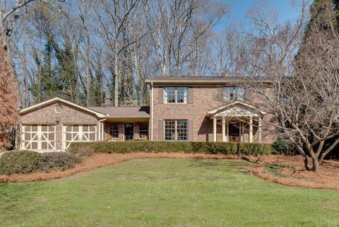 Photo of 1846 Angelique Drive, Decatur, GA 30033 (MLS # 7718405)