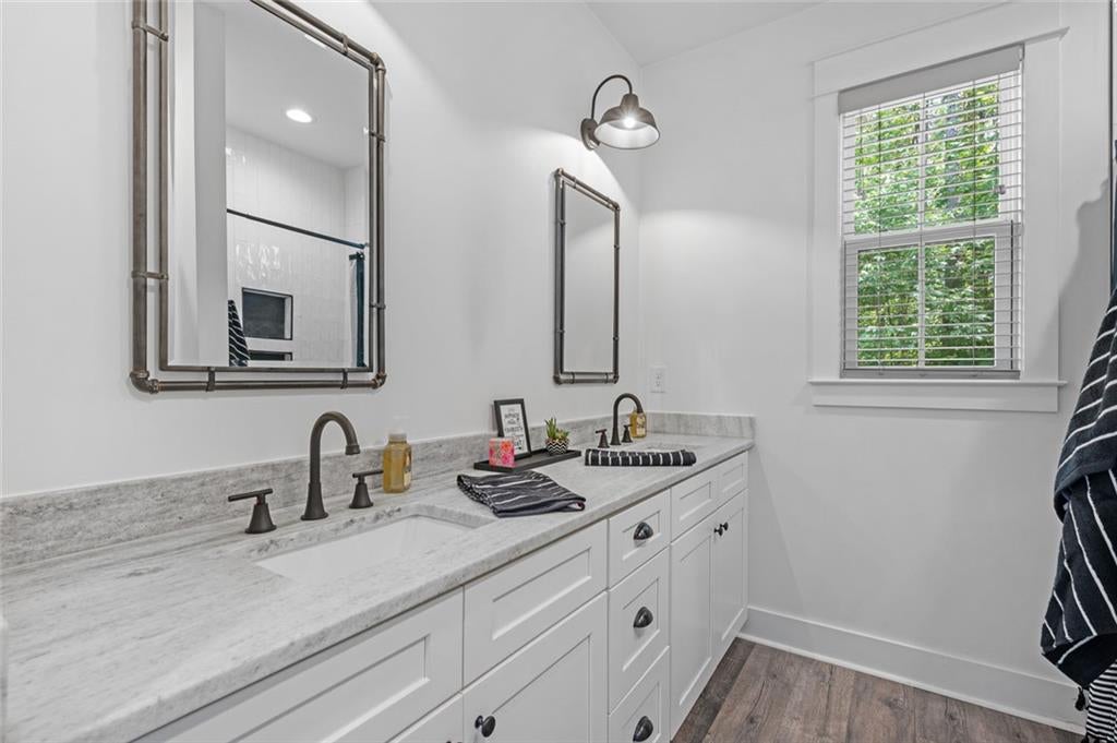 449 Hollingshed Rd, Dallas, GA, 30132, USA, 5 Bedrooms Bedrooms, ,4 BathroomsBathrooms,Residential,Active,449 Hollingshed Rd,7783802