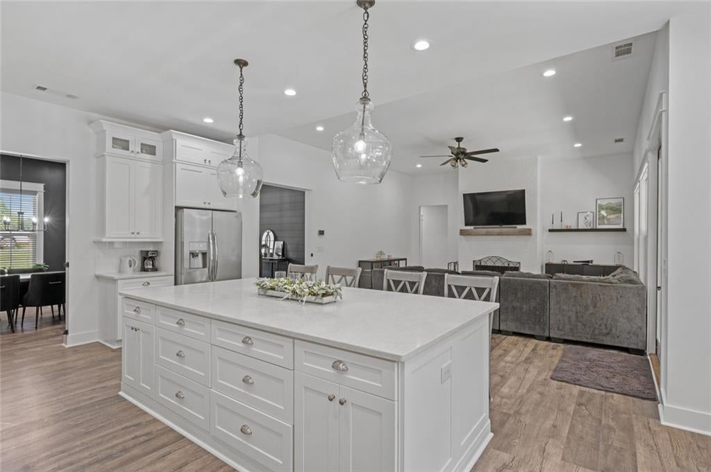 449 Hollingshed Rd, Dallas, GA, 30132, USA, 5 Bedrooms Bedrooms, ,4 BathroomsBathrooms,Residential,Active,449 Hollingshed Rd,7783802