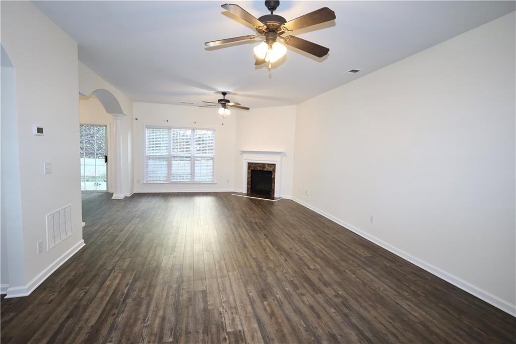2610 Cottage View Way