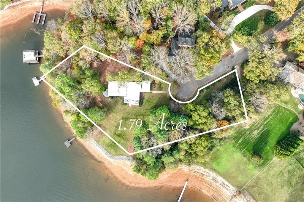 Gainesville, Georgia 30506, United States, 4 Bedrooms Bedrooms, ,4 BathroomsBathrooms,Residential,Pending,32104