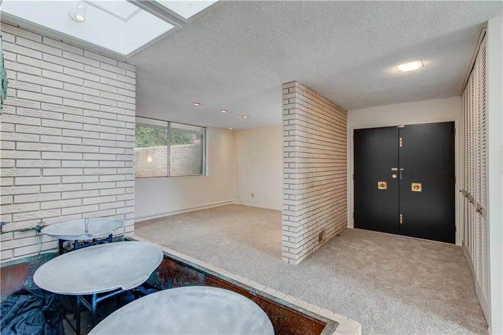 Gainesville, Georgia 30506, United States, 4 Bedrooms Bedrooms, ,4 BathroomsBathrooms,Residential,Pending,32104