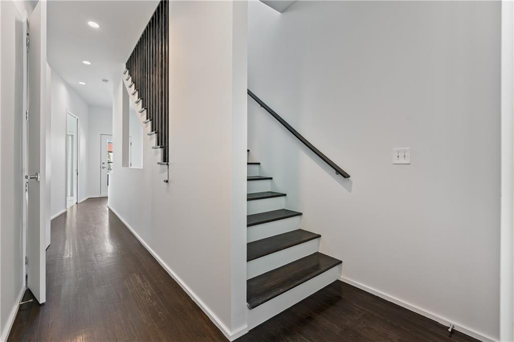 975 Piedmont Avenue NE 2