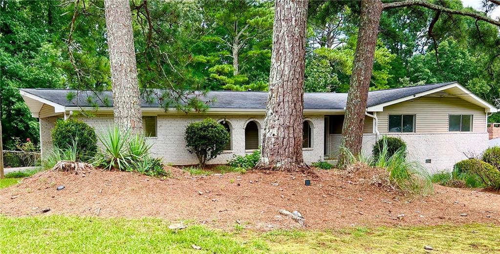 Smithsonia - Residential Lease