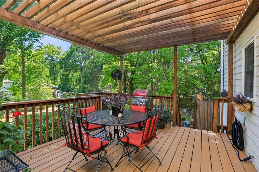 5100 Sunset Maple Trail, Lilburn, Georgia image 17
