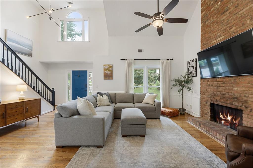 1867 N Creek Circle