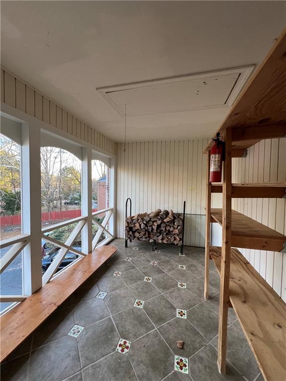 Coral Ridge Commons - Residential Lease