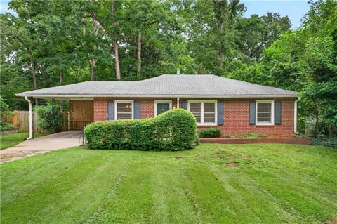 Photo of 1142 Oldfield Road, Decatur, GA 30030 (MLS # 7805651)