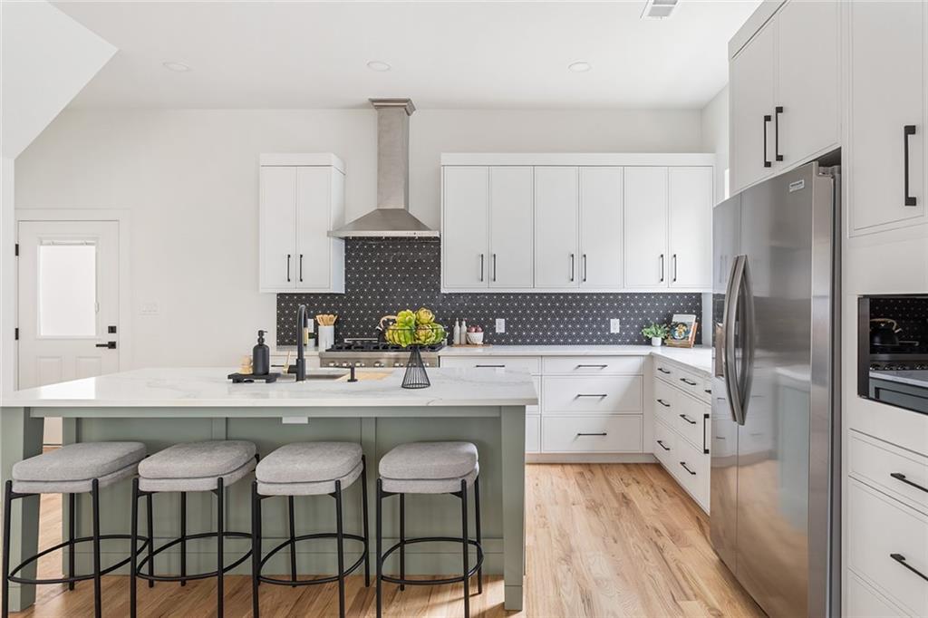 1044 Martin Street A