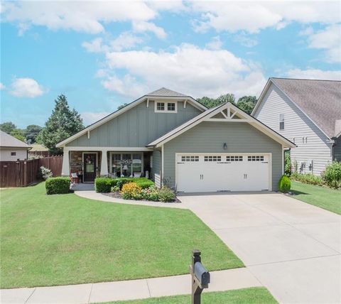 575 Cottage Loop Pendergrass GA 30567