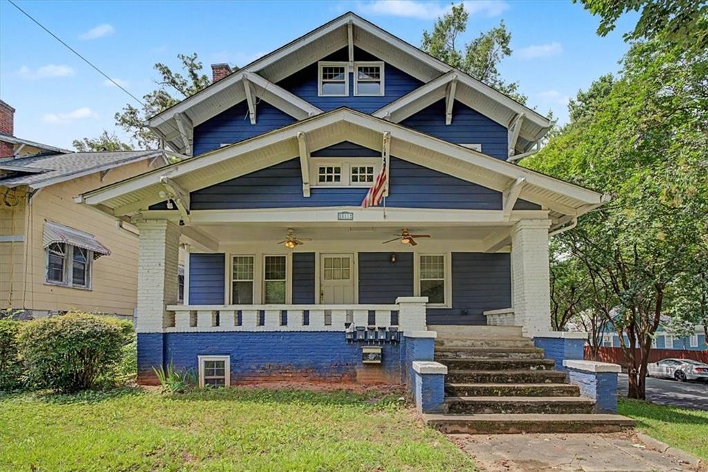811 Saint Charles Avenue NE