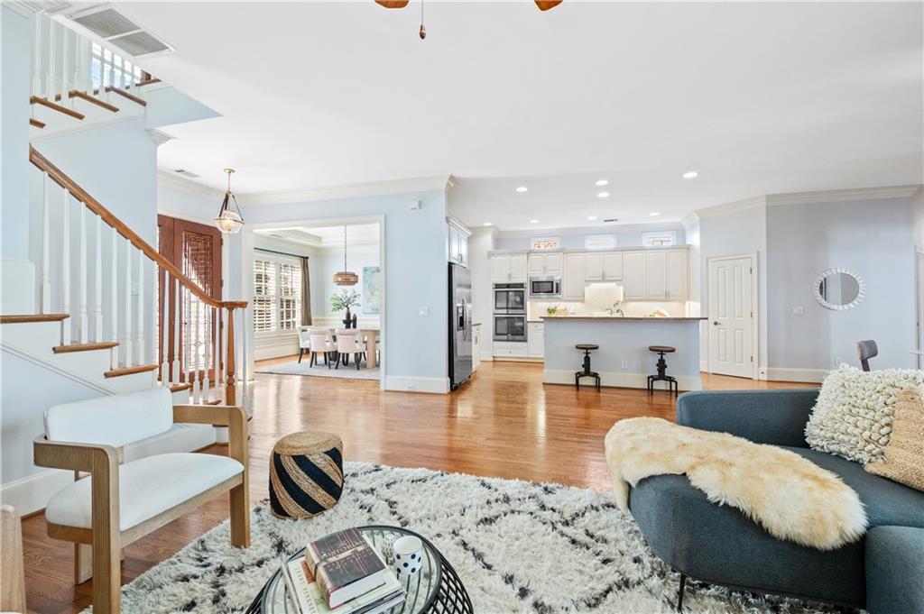 932 Manor Parc Drive