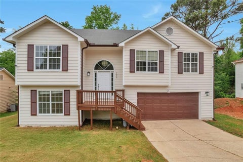 Homes For Sale - 7086 Sir Galahad Way<br/> Jonesboro, GA 30236