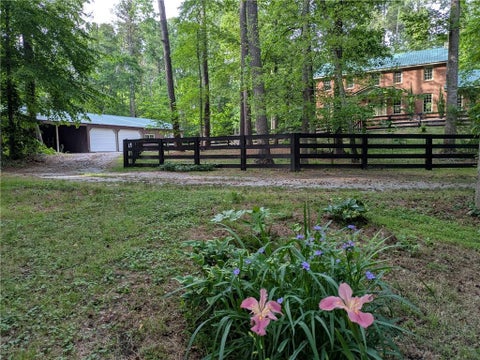 Homes For Sale - 2292 Brookfield Drive<br/> Lawrenceville, GA 30043