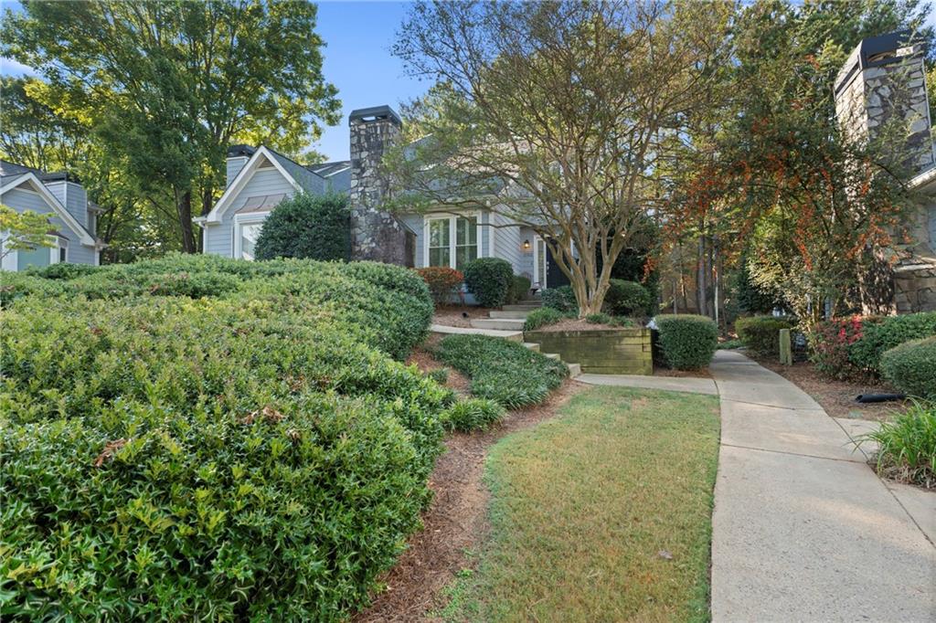 1702 Defoors Walk NW