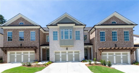 Townhouse For Sale - 5690 Broad River Road #434<br/> Peachtree Corners, GA 30092