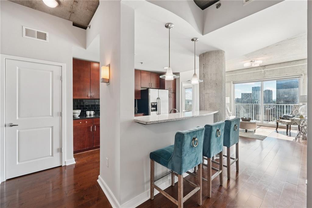361 17th Street NW 1001