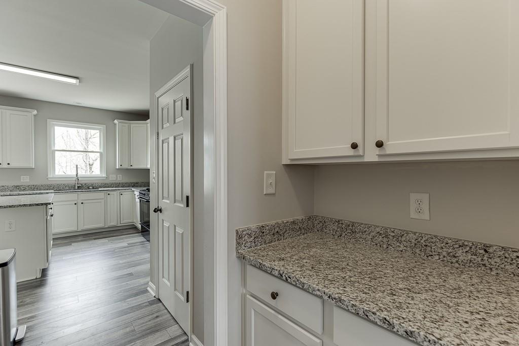 3743 Southland Drive, Buford, Georgia image 22