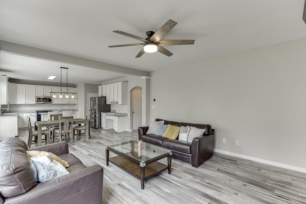 3743 Southland Drive, Buford, Georgia image 18
