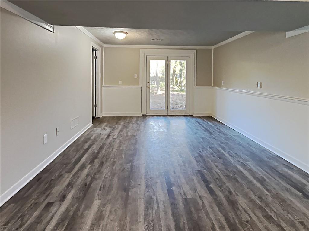 Cross Gate - Residential Lease