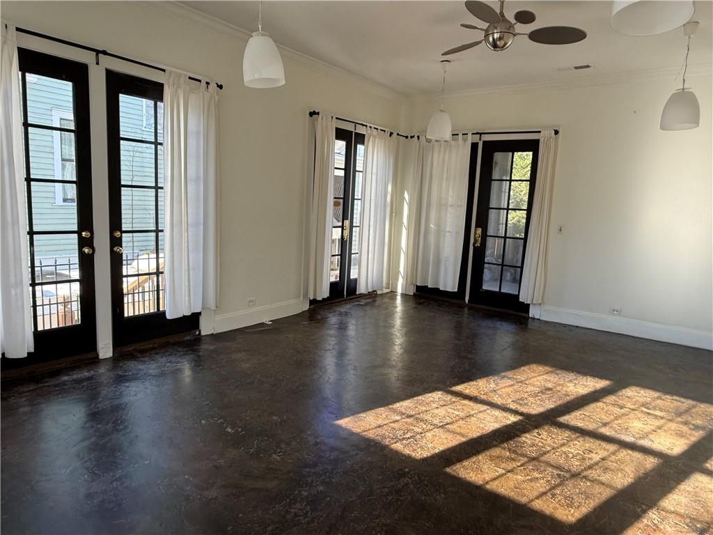 229 Howard Street NE