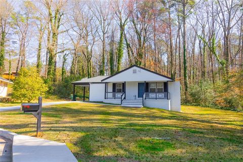 Homes For Sale - 4324 Greenleaf Lane<br/> Forest Park, GA 30297