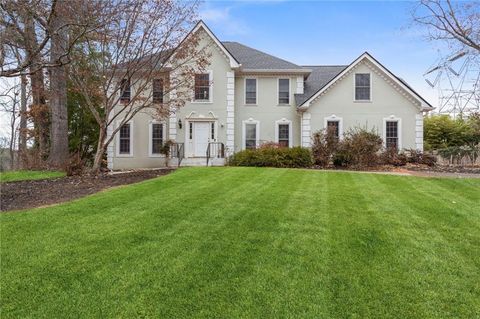 808 Valbrook Court SW Lilburn GA 30047