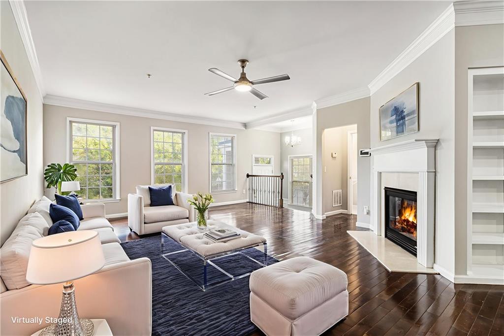 1740 Highlands View SE